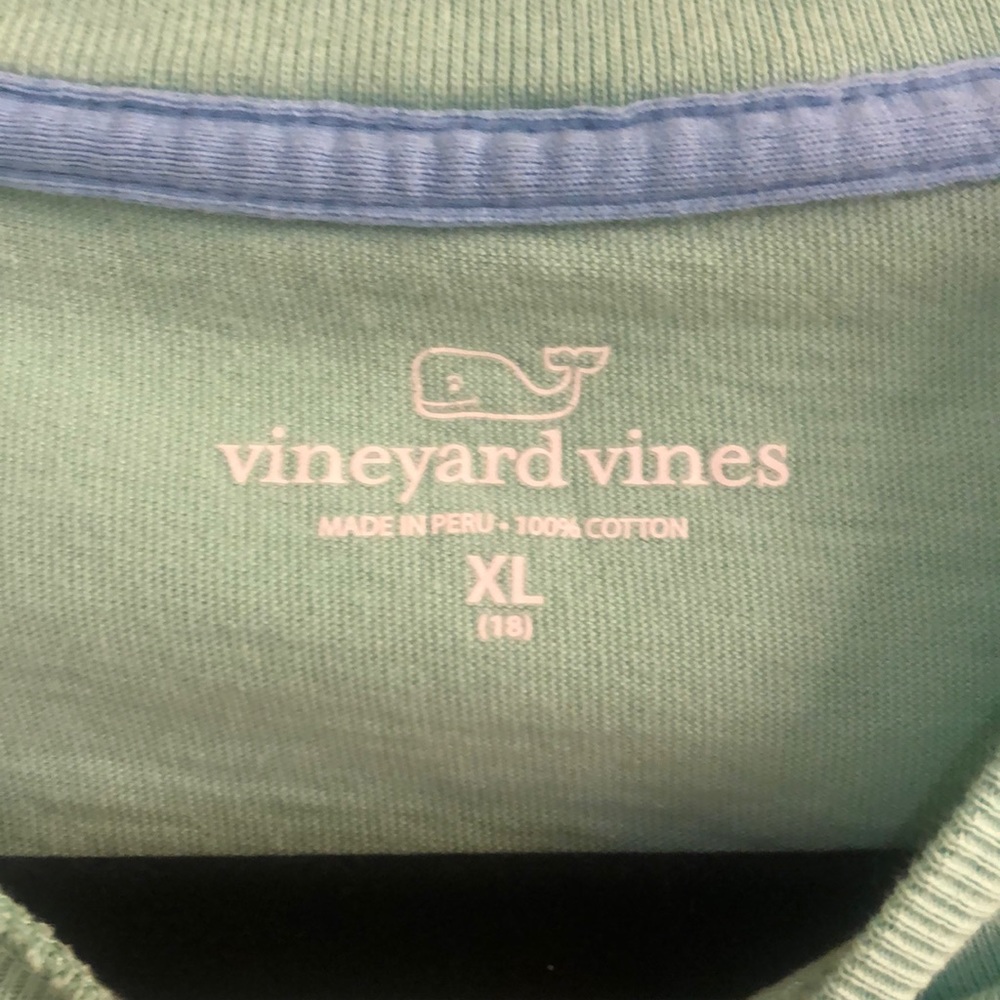 Vineyard Vines Long Sleeve - Picture 5 of 5